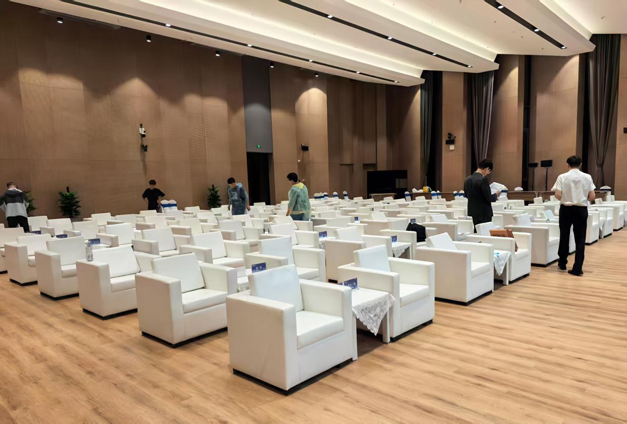 專(zhuān)業(yè)助力盛會(huì) 武漢沙發(fā)茶幾租賃與會(huì)議會(huì)展活動(dòng)供應(yīng)一站式解決方案